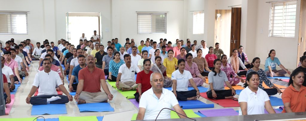 Yoda Day, Datia Police