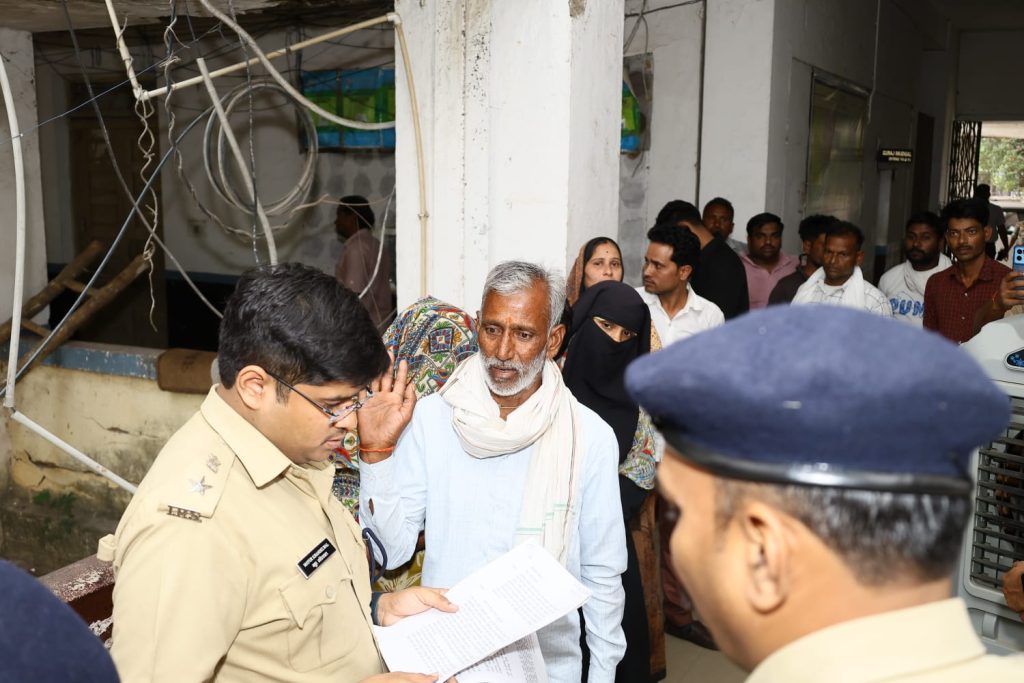 SP Datia, Mayur Khandelwal IP, Datia Police